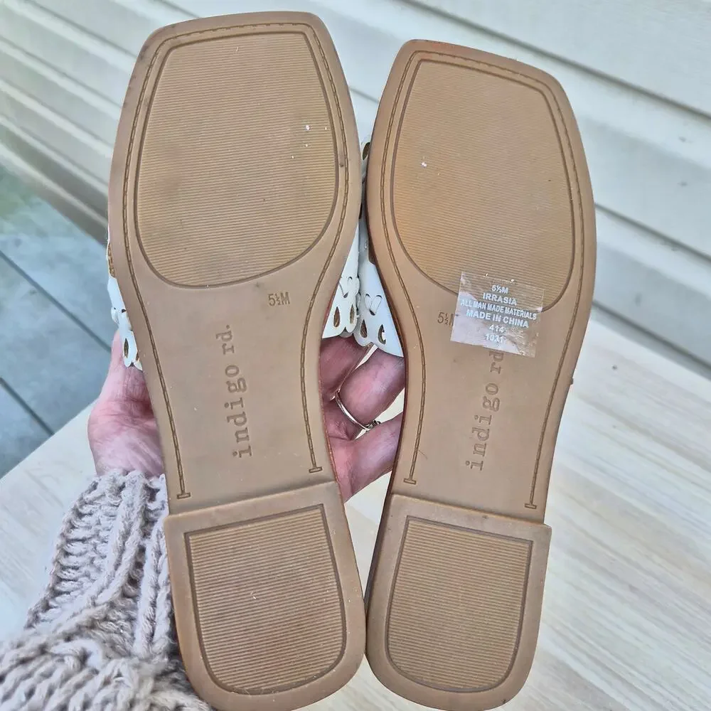 Indigo‎ Rd White Laser Cut Eyelet Slide Sandals - Sz 5.5 Boho Cottagecore - Picture 6 of 7